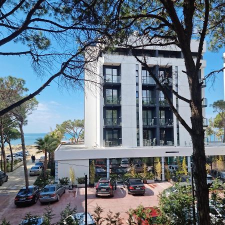 Hana Seaview Apartment Golem  Bagian luar foto