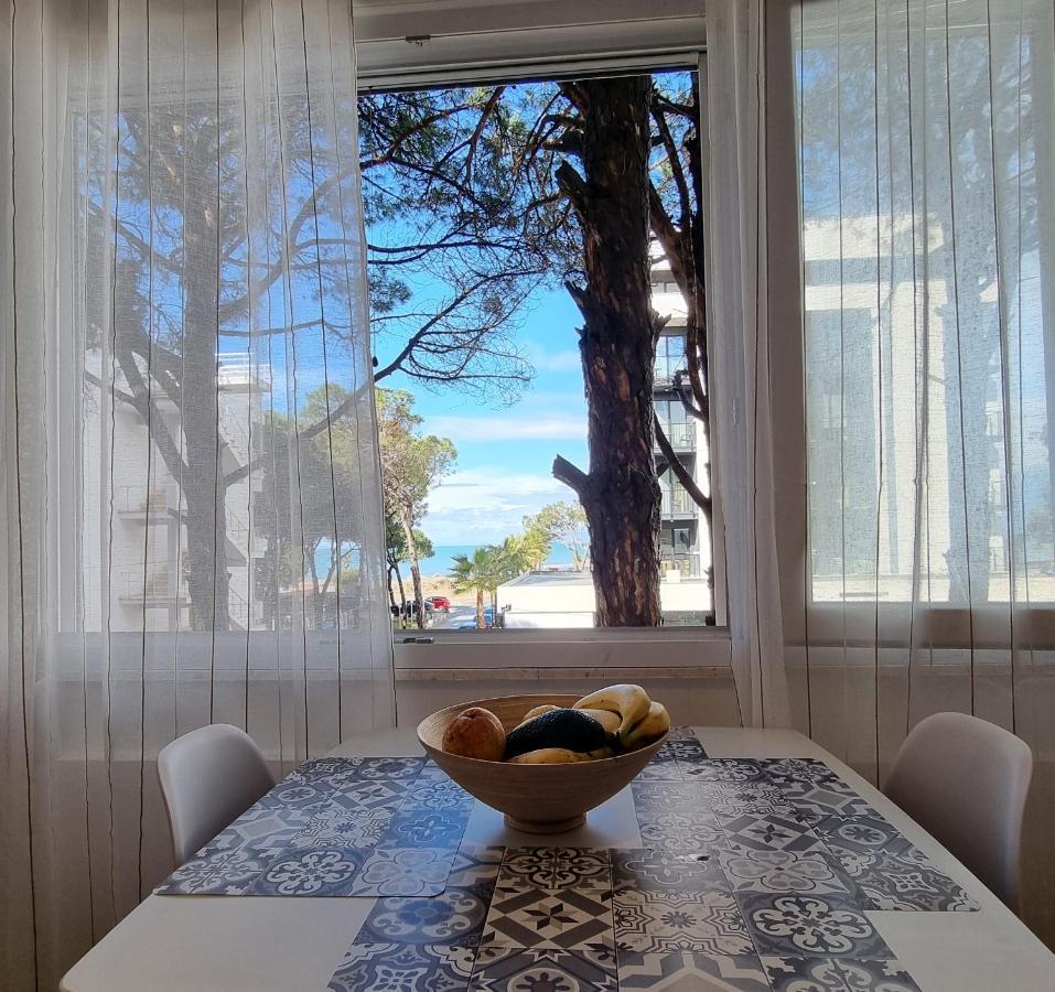 Hana Seaview Apartment Golem  Bagian luar foto