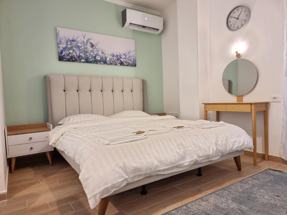 Hana Seaview Apartment Golem  Bagian luar foto