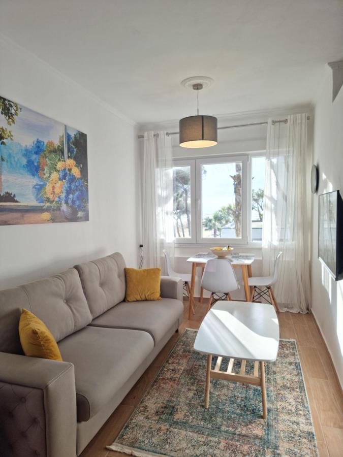 Hana Seaview Apartment Golem  Bagian luar foto